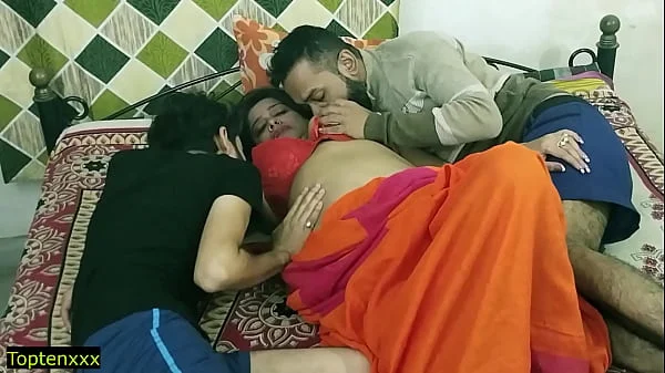 Indian hot xxx threesome sex! Malkin aunty and two young boy hot sex! clear hindi audio